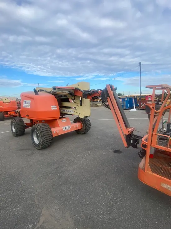 2017 JLG 450AJ Articulating Boom Lift