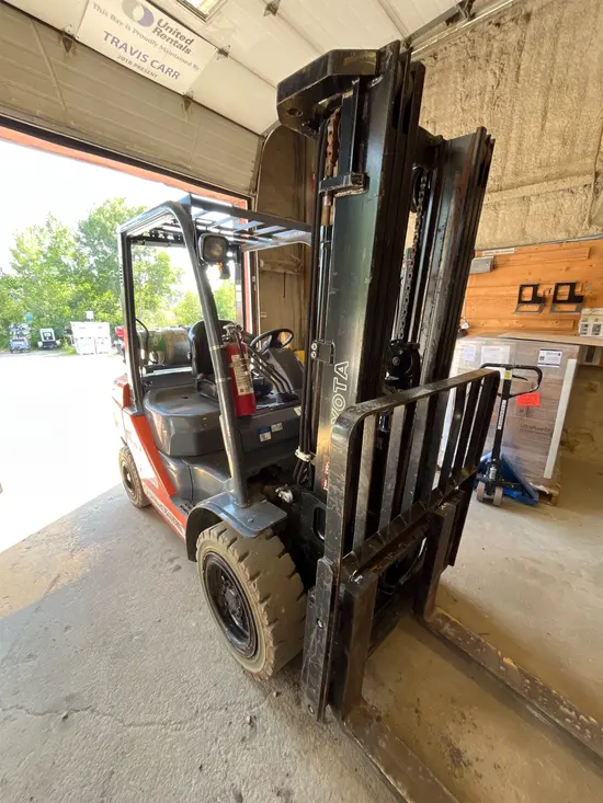 2020 Toyota 8FGU30 Warehouse Forklift