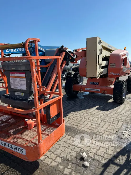 2017 JLG 450AJ Articulating Boom Lift