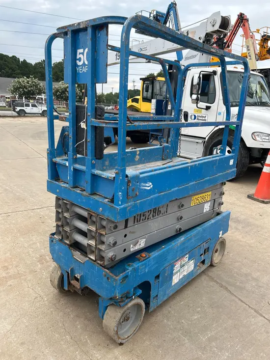2016 Genie GS-1930 Scissor Lift