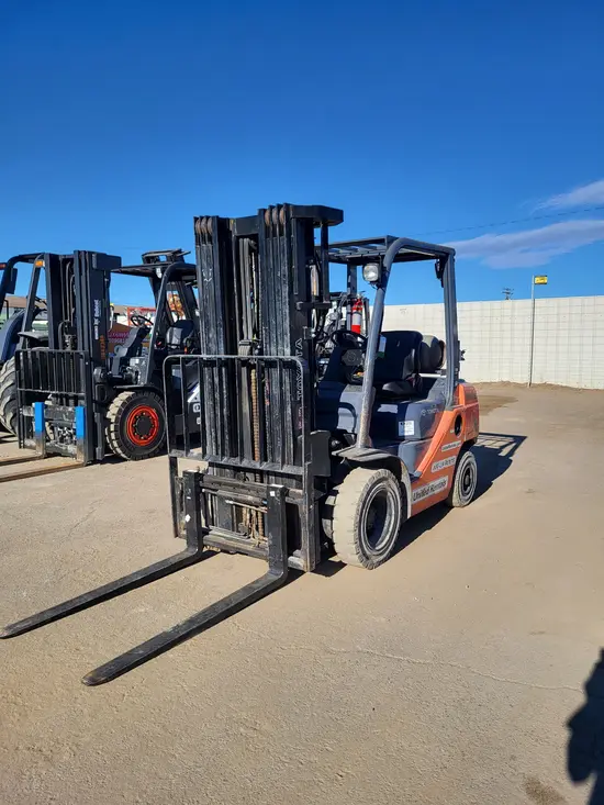 2019 Toyota 8FGU25 Warehouse Forklift