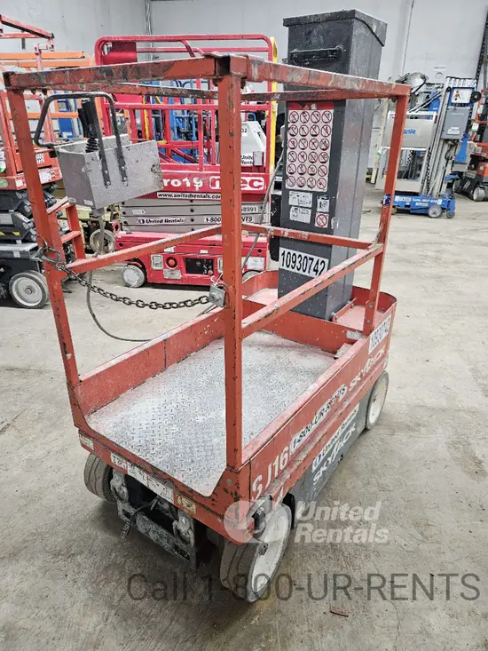 2019 Skyjack SJ16 Self-Propelled One-Person Lift