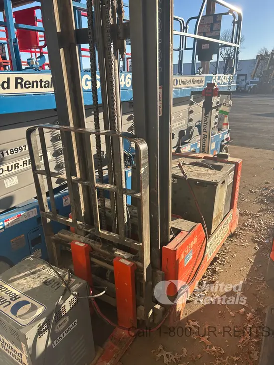 2016 Toyota 6BWC20 Warehouse Forklift