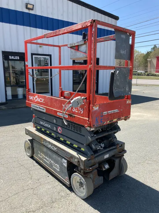 2016 Skyjack SJIII3219 Scissor Lift