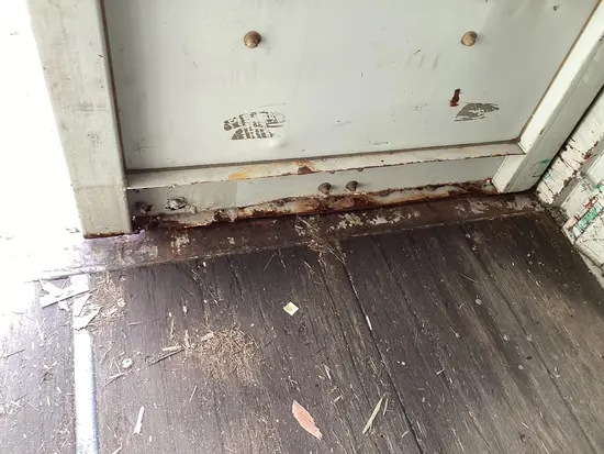 inside 3