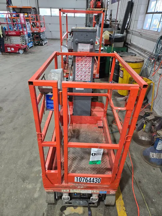 2018 Skyjack SJ16 Self-Propelled One-Person Lift