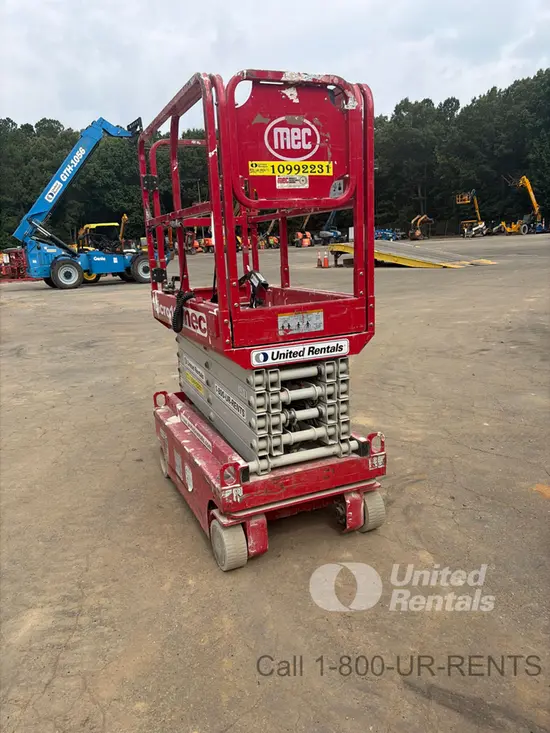2019 MEC MICRO 19 Scissor Lift