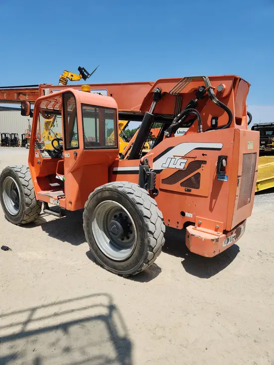 2015 SKYTRAK 6042 Forklift