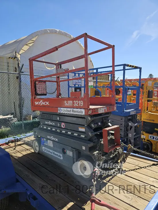 2018 Skyjack SJIII3219 Scissor Lift