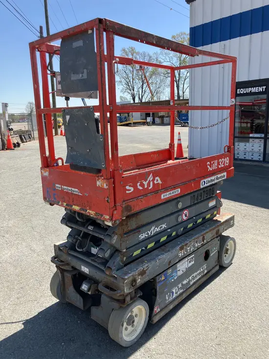 2016 Skyjack SJIII3219 Scissor Lift