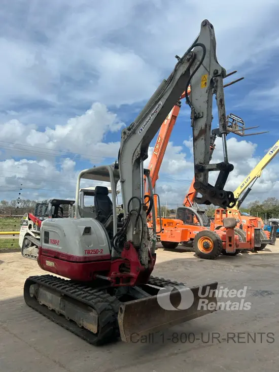 2019 Takeuchi TB250-2R Mini Excavator