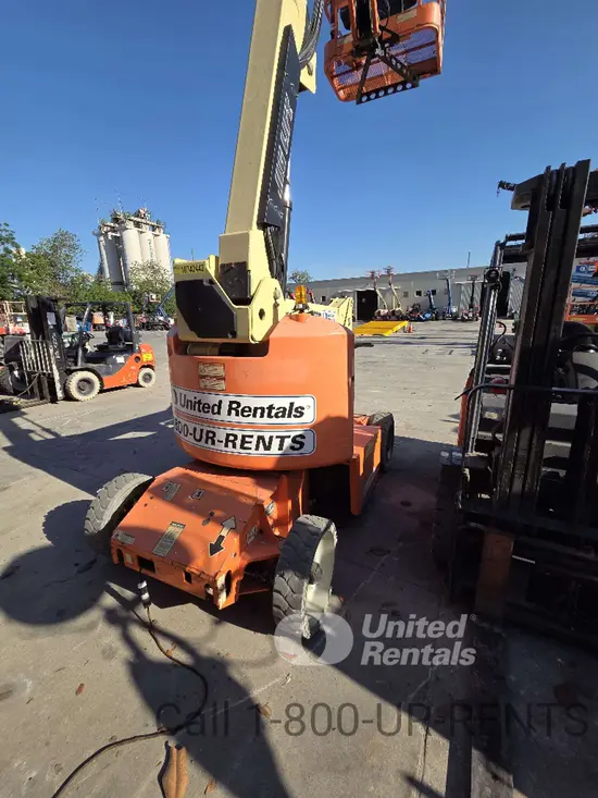 2018 JLG E400AJPN Articulating Boom Lift