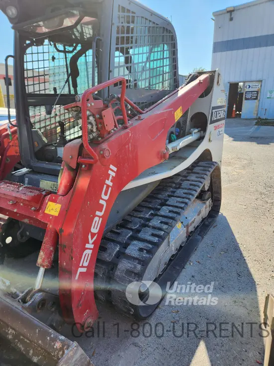 2022 Takeuchi TL12R2-CR Track Loader