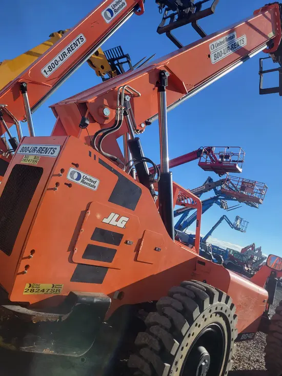 2017 SKYTRAK 8042 Forklift