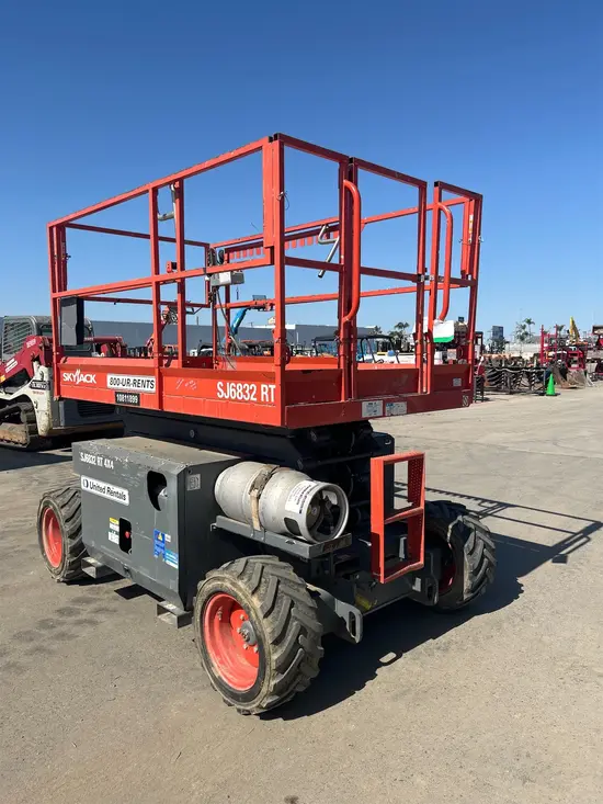 2018 Skyjack SJ6832RT Rough Terrain Scissor Lift