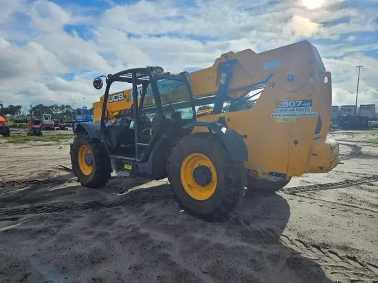 2017 JCB 507-42 Forklift