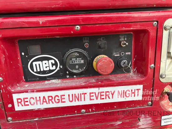 2019 MEC MICRO 19 Scissor Lift