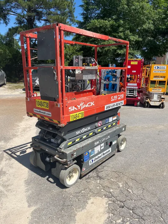 2016 Skyjack SJIII3219 Scissor Lift