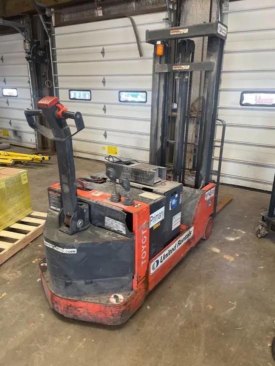 2018 Toyota 6BWC20 Warehouse Forklift