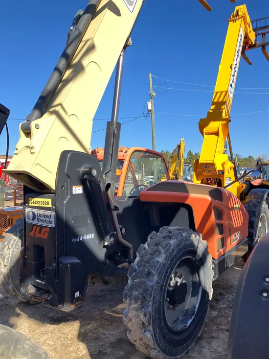 2018 JLG 742 Forklift