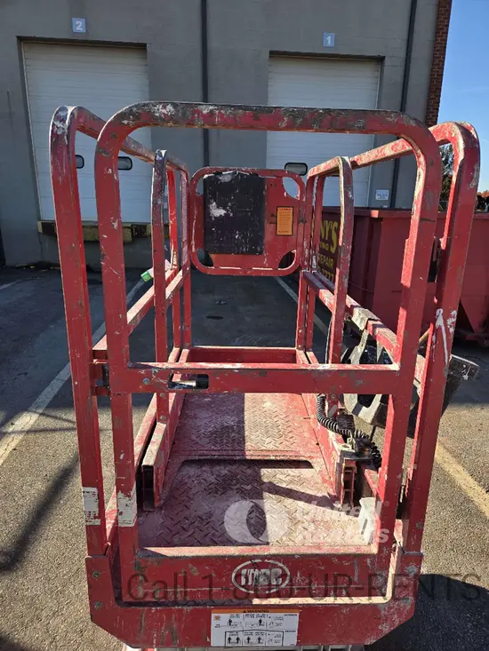 2019 MEC MICRO 19 Scissor Lift