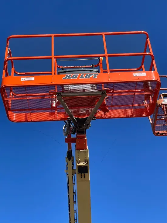 2017 JLG 600S Boom Lift