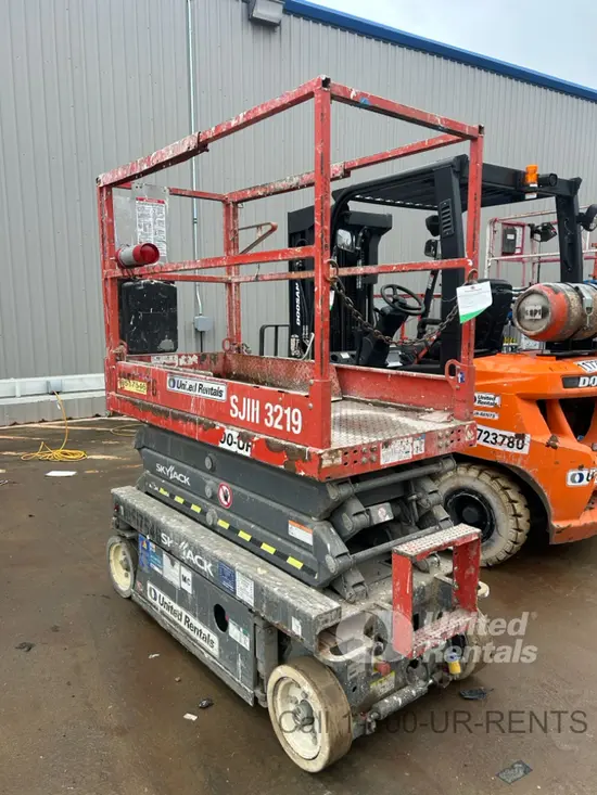 2016 Skyjack SJIII3219 Scissor Lift
