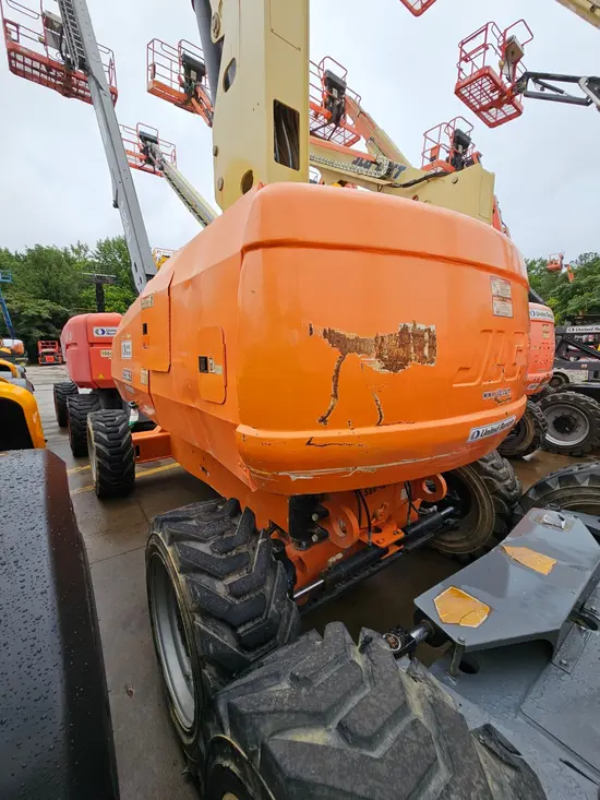 2017 JLG 860SJ Boom Lift