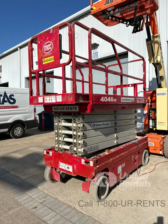 2017 MEC 4046SE Scissor Lift