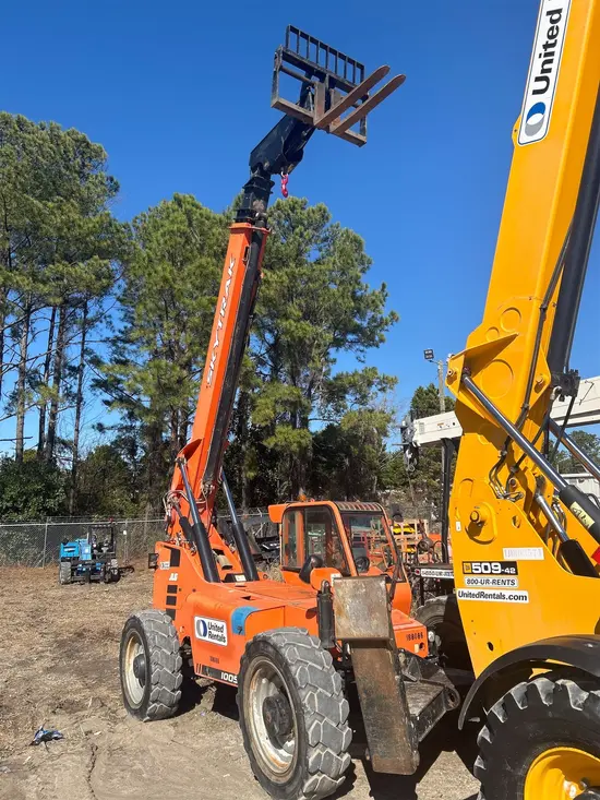 2017 SKYTRAK 10054 Forklift
