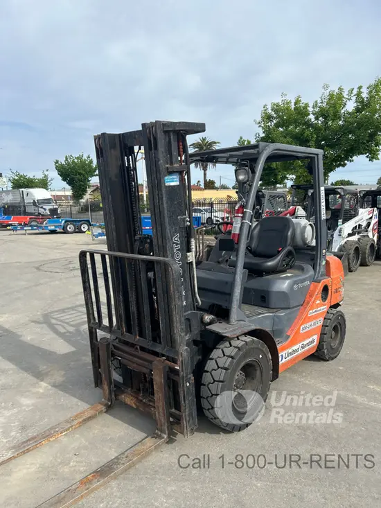 2018 Toyota 8FGU25 Warehouse Forklift