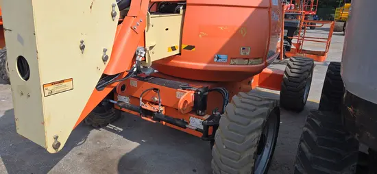 2017 JLG 600AJ Articulating Boom Lift