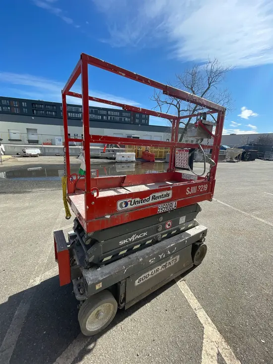 2018 Skyjack SJIII3219 Scissor Lift