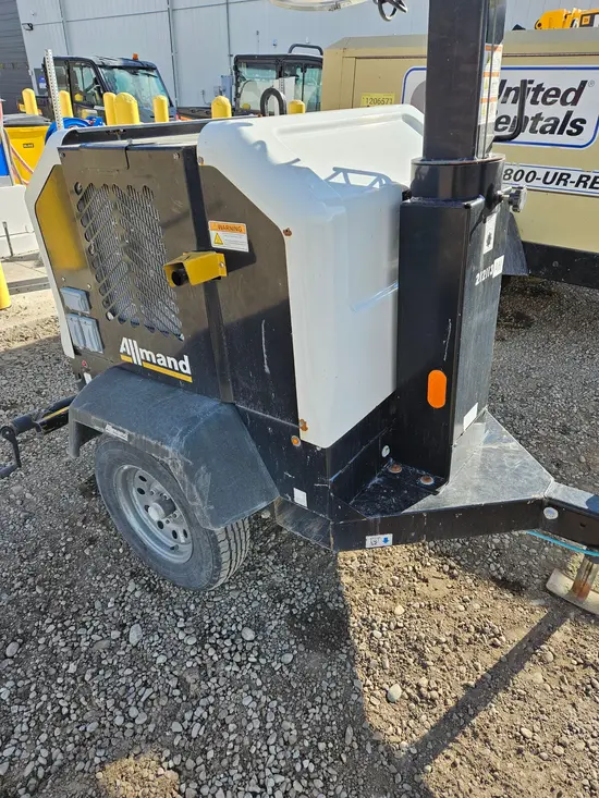2018 Allmand NL-V Portable Light Tower