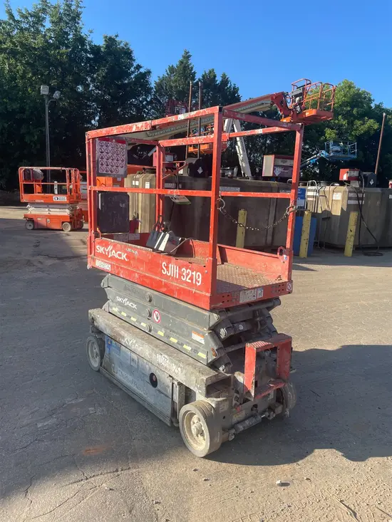 2016 Skyjack SJIII3219 Scissor Lift