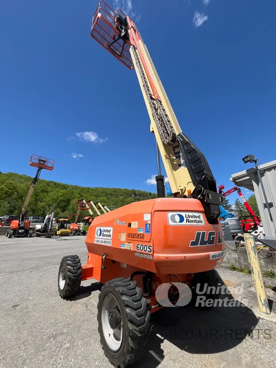 2017 JLG 600S Boom Lift
