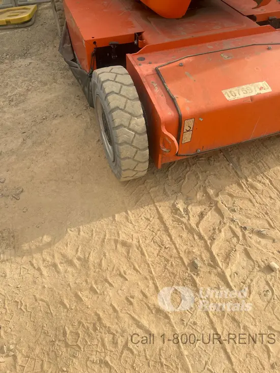 2018 JLG E400AJPN Articulating Boom Lift
