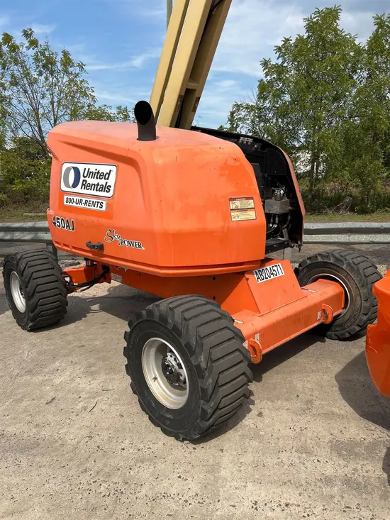 2017 JLG 450AJ Articulating Boom Lift