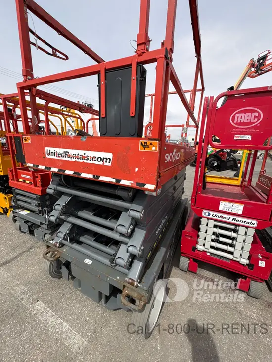 2019 Skyjack SJIII4740 Scissor Lift