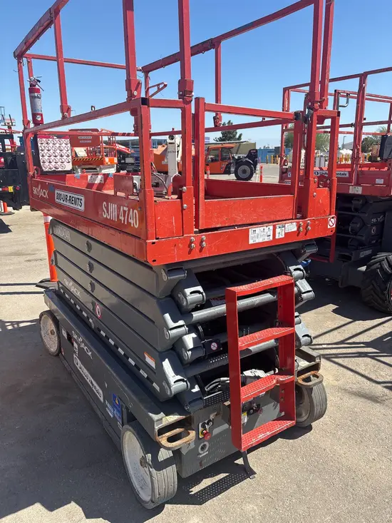 2018 Skyjack SJIII4740 Scissor Lift