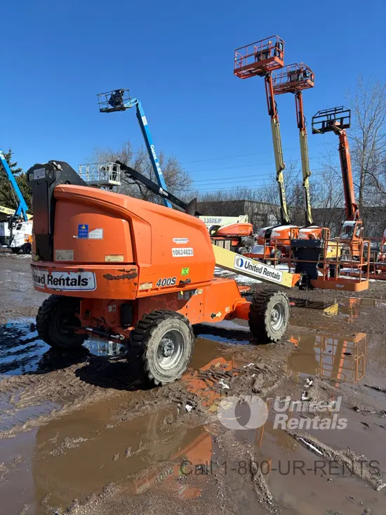 2017 JLG 400S Boom Lift