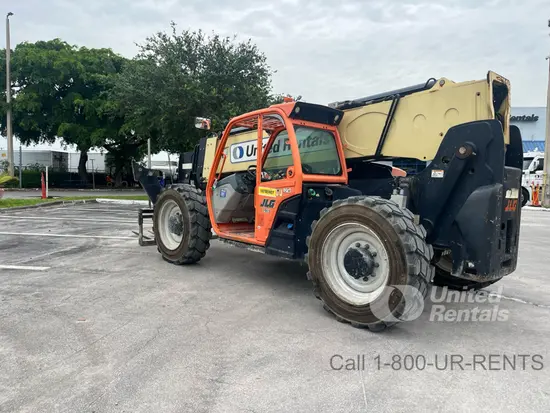 2018 JLG 1055 Forklift