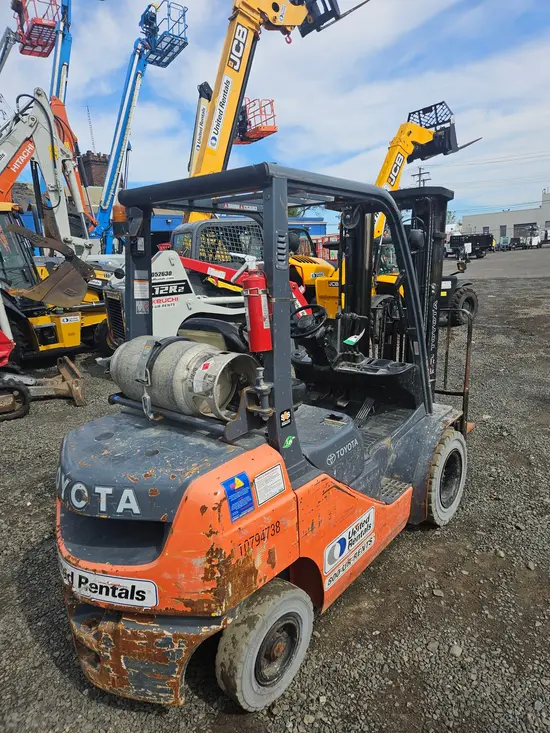2017 JLG 800S Boom Lift