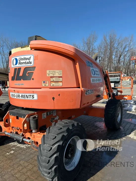 2017 JLG 450AJ Articulating Boom Lift