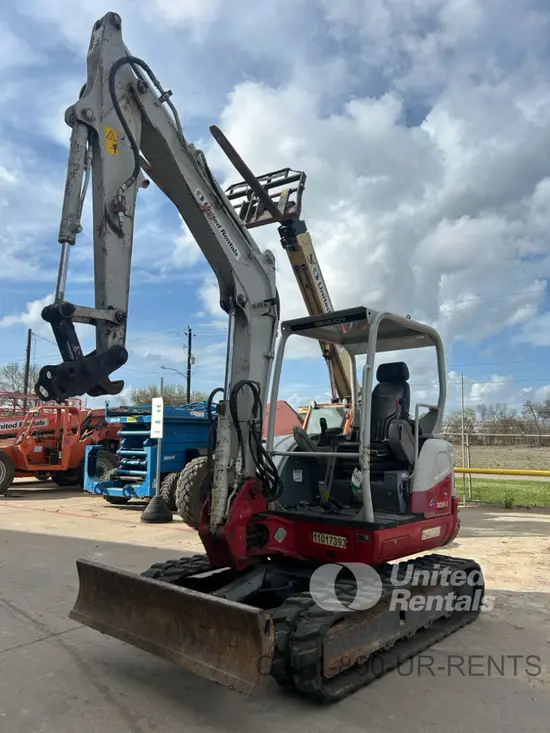 2019 Takeuchi TB250-2R Mini Excavator