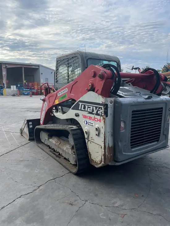 2020 Takeuchi TL12V2-CR Track Loader