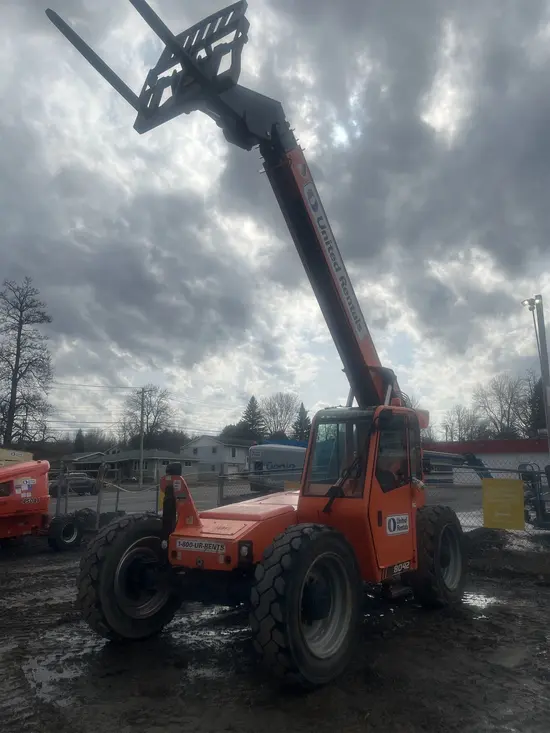 2017 SKYTRAK 8042 Forklift