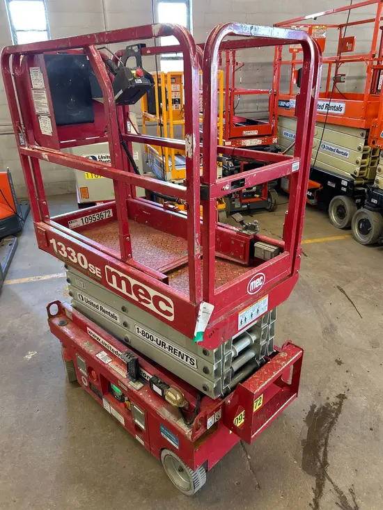 2019 MEC 1330SE Scissor Lift