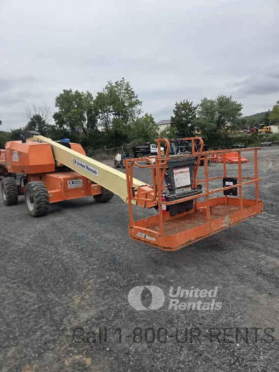 2017 JLG 600S Boom Lift