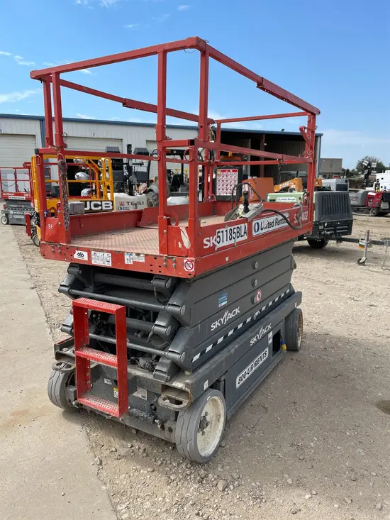 2017 Skyjack SJIII4632 Scissor Lift